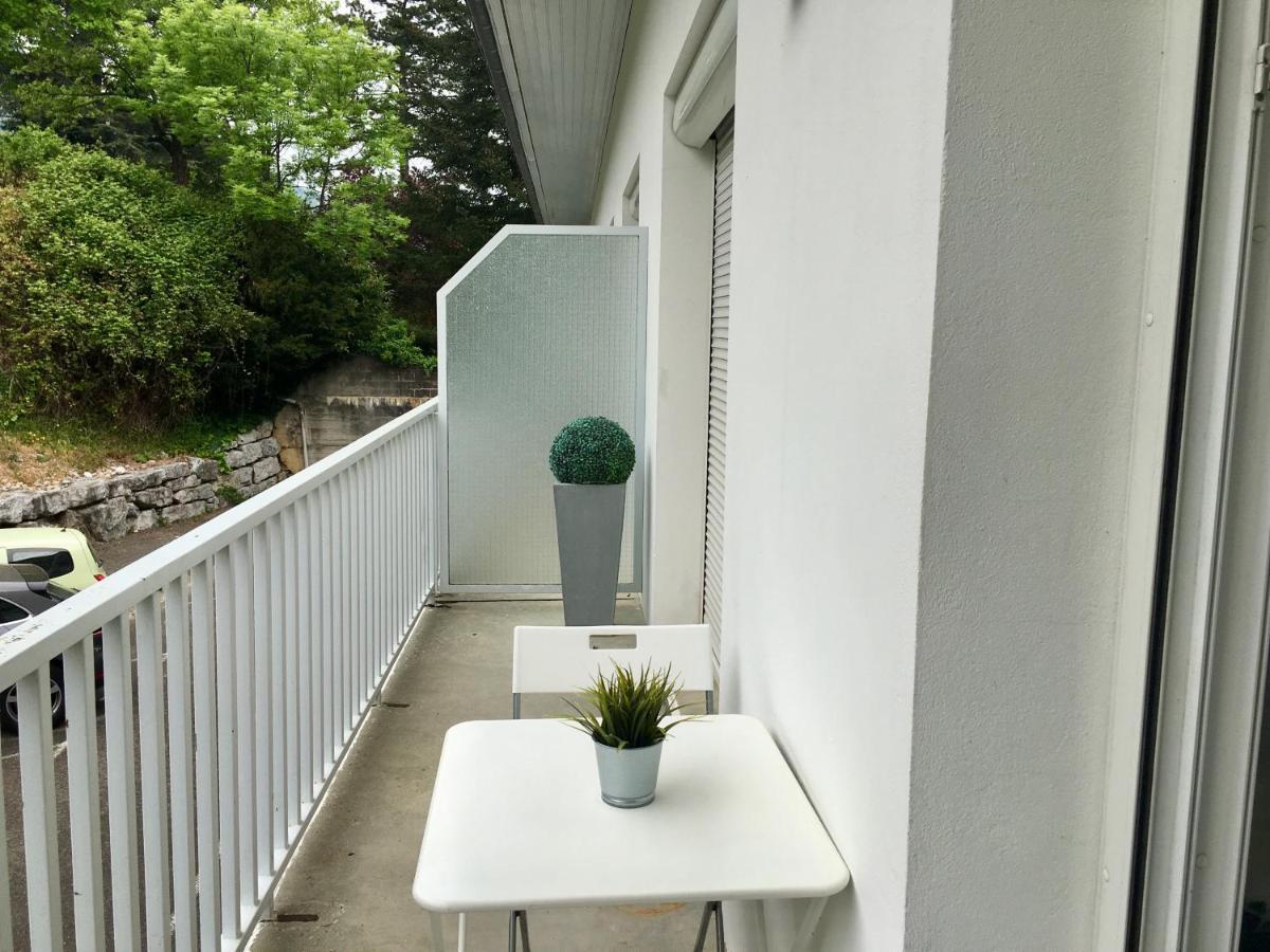 Pause Detente Sur La Port Du Bourget Du Lac 勒伯吉特杜拉克 外观 照片