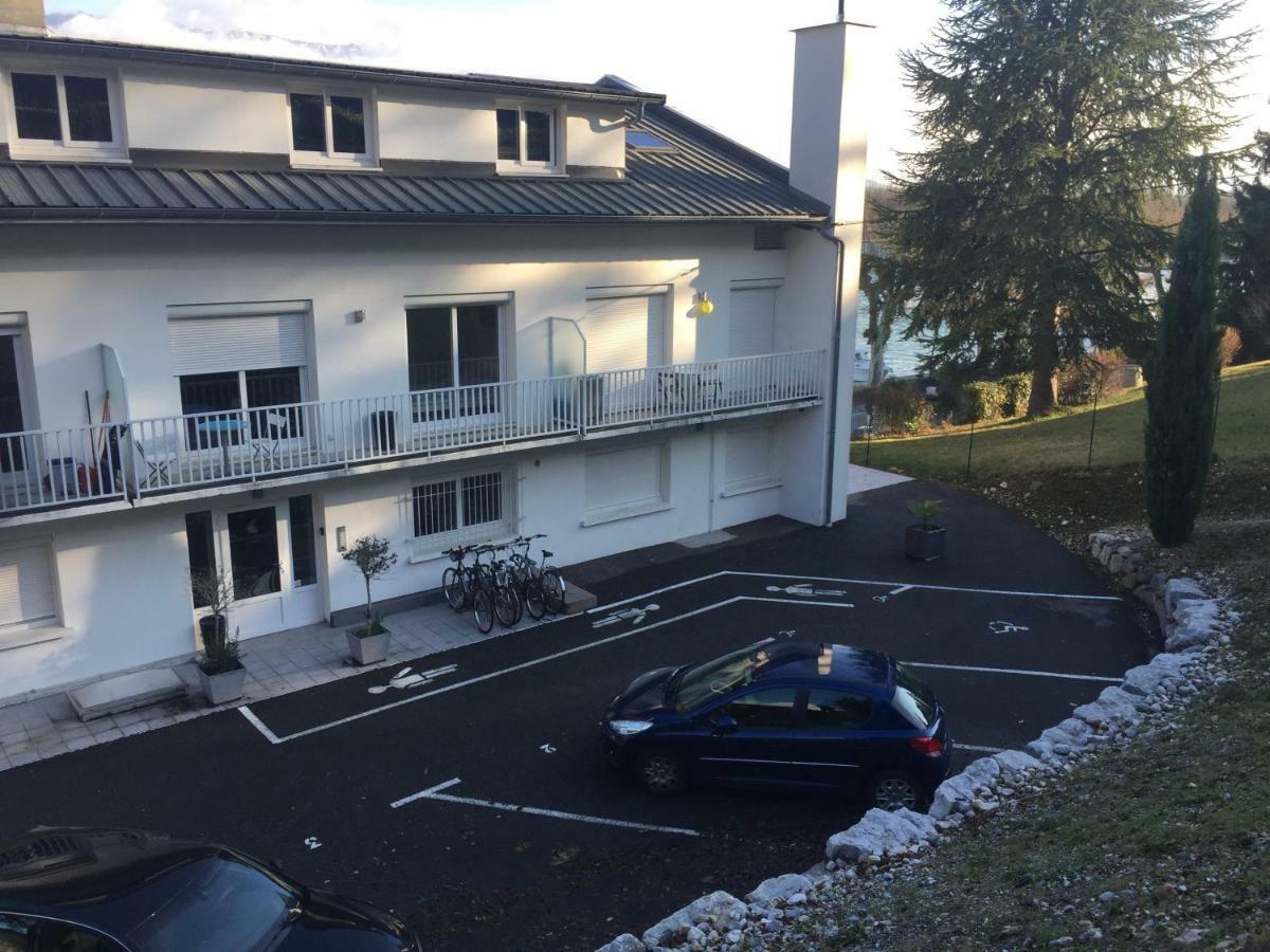 Pause Detente Sur La Port Du Bourget Du Lac 勒伯吉特杜拉克 外观 照片